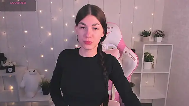 toooyour online show from February 2026 12:00:01 AM