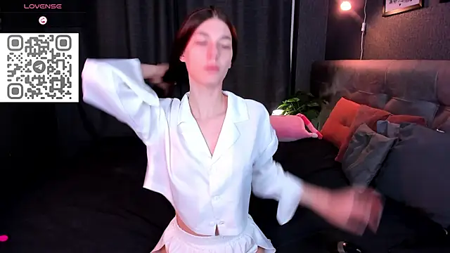 toooyour online show from November 2025 12:03:01 AM