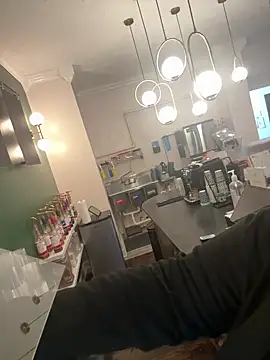 lairarose online show from October 2025 02:04:01 PM