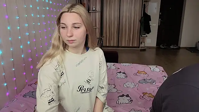 llolilove online show from April 2026 11:55:02 AM