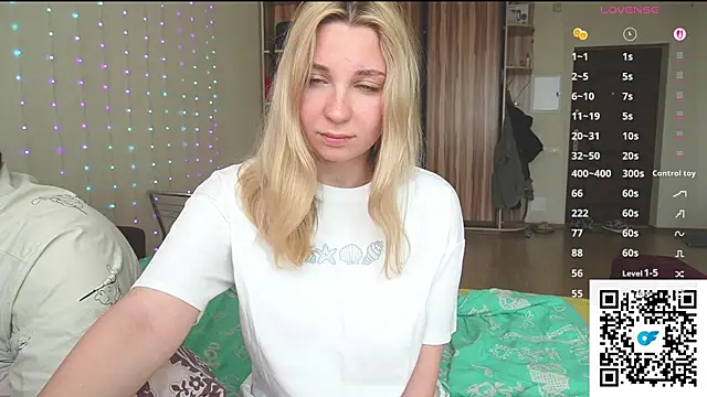 llolilove online show from April 2026 12:03:01 PM