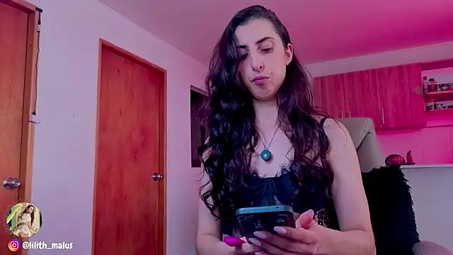 Lilith malum online show from October 2025 07:58:01 PM