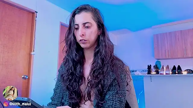 Lilith malum online show from October 2025 08:11:02 PM