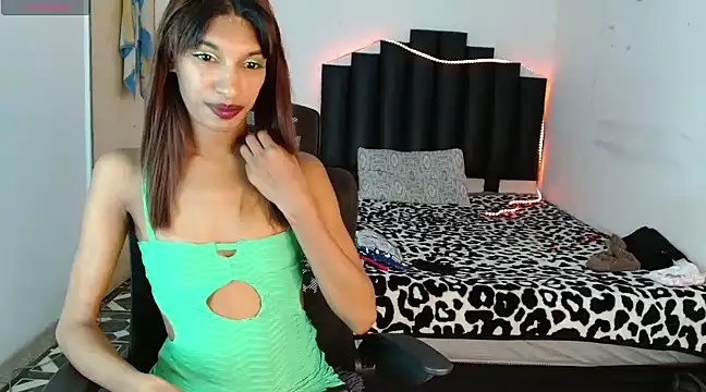 Silkylicious online show from March 2025 01:59:02 AM