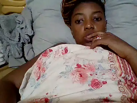 Zara Twilight online show from February 2026 11:59:02 PM