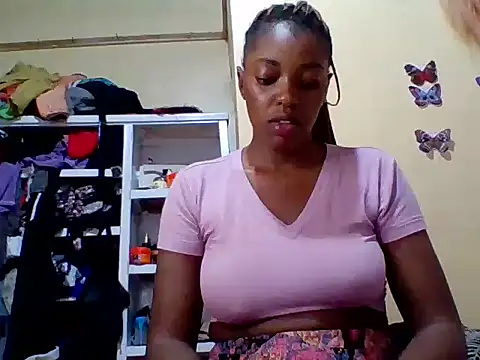 Zara Twilight online show from February 2026 04:36:02 PM