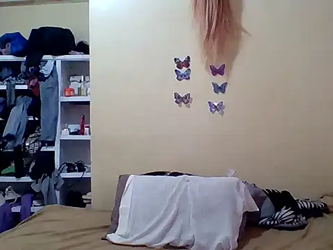 Zara Twilight online show from December 2025 11:14:01 AM