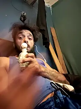 C8L3U online show from December 2024 12:16:02 PM