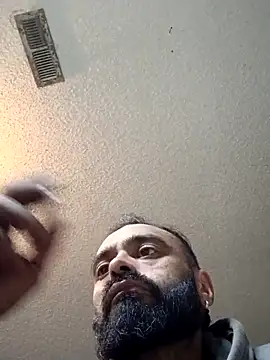 Snapshot of C8L3U chatting on March 2026 11:16:02 PM C8L3U online show from March 2026 11:16:02 PM