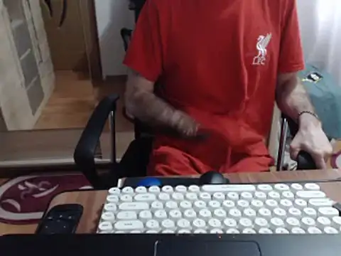 uncutguy01 online show from March 2025 08:54:02 AM