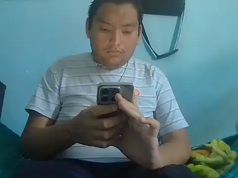 daniel4444Cu online show from April 2026 05:42:01 PM