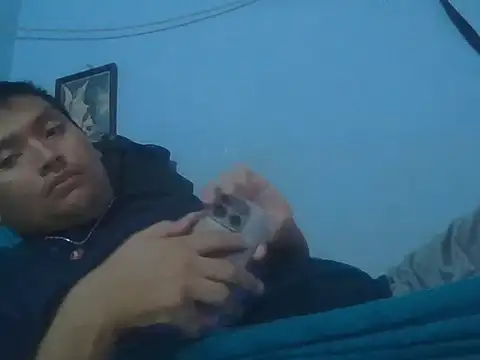 daniel4444Cu online show from April 2026 05:39:01 PM