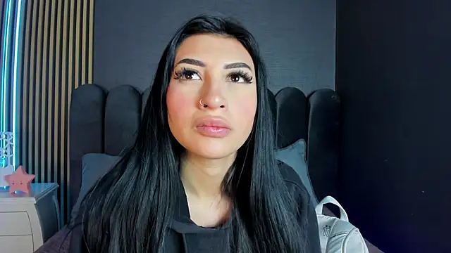 Nicolette ks  online show from April 2026 04:41:02 AM