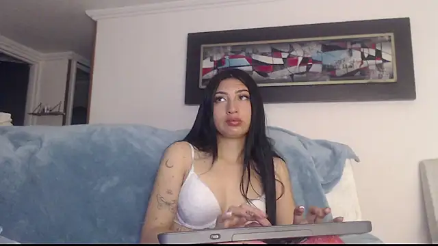 Snapshot of Nicolette_ks_ chatting on September 2025 05:00:02 AM Nicolette ks online show from September 2025 05:00:02 AM