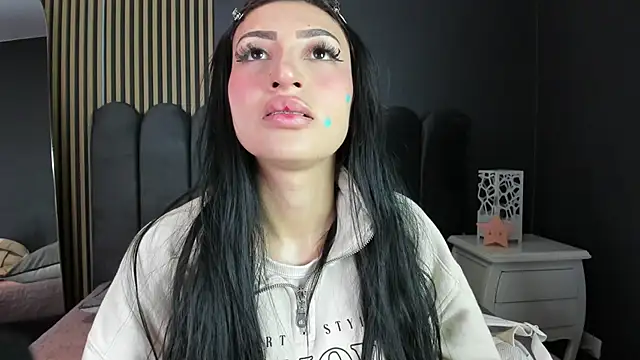 Nicolette ks  online show from May 2026 04:54:01 AM