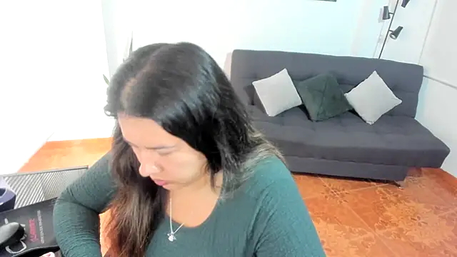 LinaBrowm online show from July 2026 01:29:01 PM