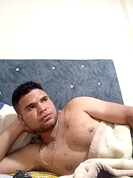Snapshot of PITBuk_708 chatting on December 2025 02:18:02 AM PITBuk 708 online show from December 2025 02:18:02 AM