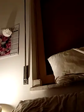 Snapshot of dedalus84 chatting on February 2025 02:30:01 PM dedalus84 online show from February 2025 02:30:01 PM