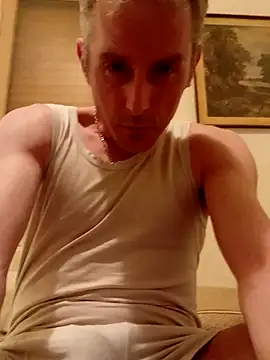 Snapshot of dedalus84 chatting on March 2025 10:17:02 PM dedalus84 online show from March 2025 10:17:02 PM