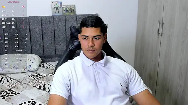 Iamdylan777 online show from November 2025 07:02:02 PM