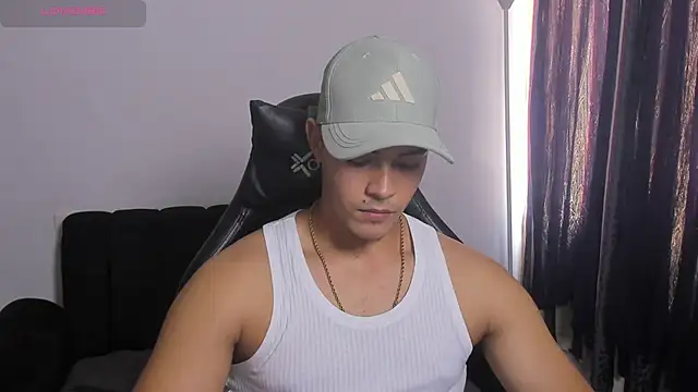 Iamdylan777 online show from March 2026 04:40:02 PM