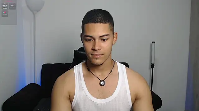 Snapshot of Iamdylan777 chatting on July 2026 05:29:01 AM Iamdylan777 online show from July 2026 05:29:01 AM