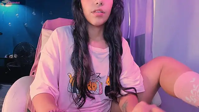 AllisonCatUwU online show from February 2025 08:21:01 PM