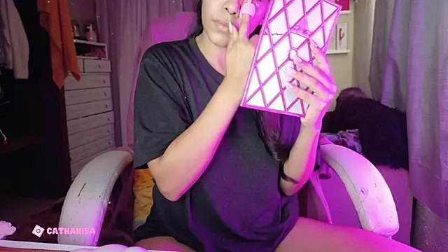 AllisonCatUwU online show from October 2025 03:31:02 PM