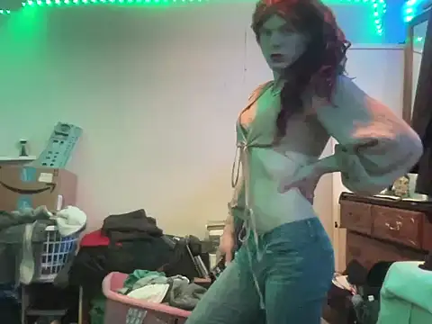 sum1betterthanmost online show from November 2025 09:26:02 PM