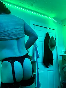 sum1betterthanmost online show from November 2025 09:52:02 AM