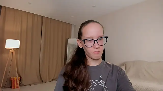 BettyBrowni online show from October 2025 04:08:01 PM