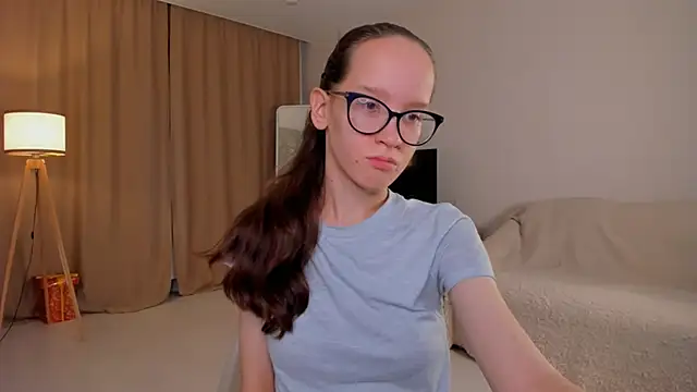 BettyBrowni online show from October 2025 04:08:02 PM