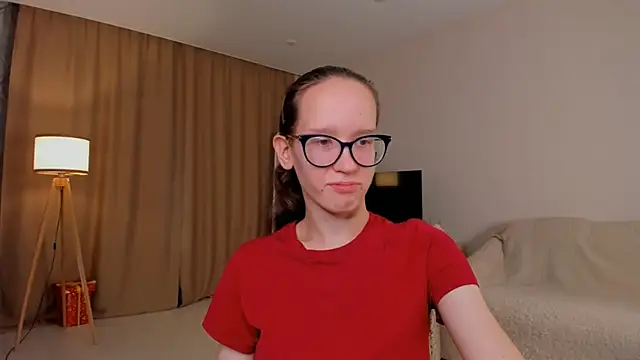 BettyBrowni online show from October 2025 04:08:01 PM