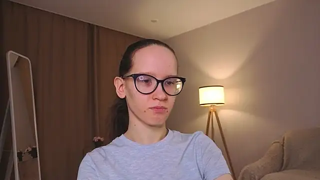 BettyBrowni online show from February 2026 04:27:01 PM