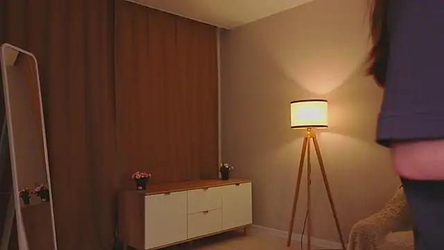 BettyBrowni online show from February 2026 04:12:02 PM