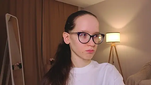 BettyBrowni online show from February 2026 04:04:01 PM