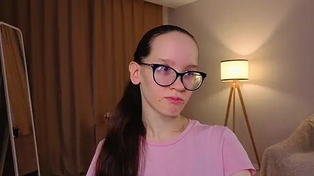 BettyBrowni online show from January 2026 04:10:01 PM