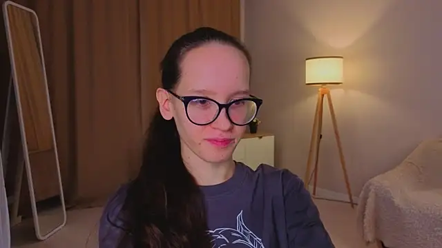 BettyBrowni online show from December 2025 04:10:02 PM