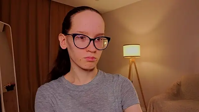 BettyBrowni online show from March 2026 04:08:02 PM