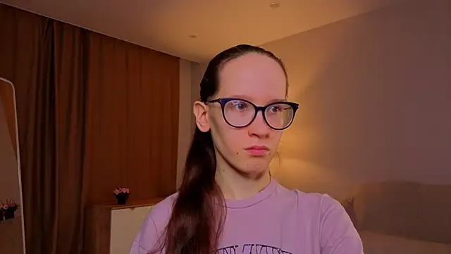 BettyBrowni online show from March 2026 04:09:02 PM