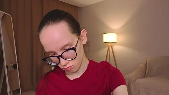 BettyBrowni online show from February 2026 04:07:01 PM