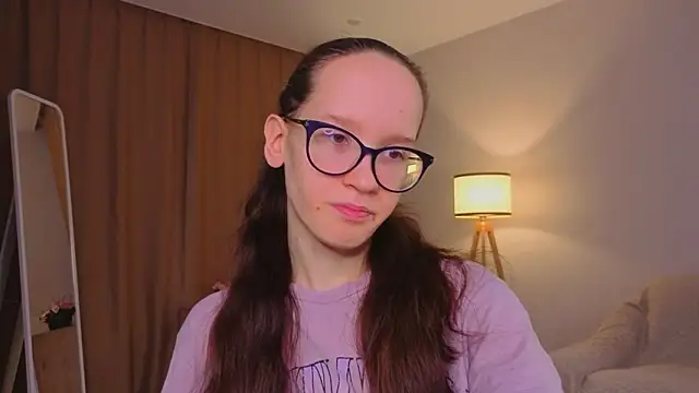 BettyBrowni online show from March 2026 04:07:02 PM