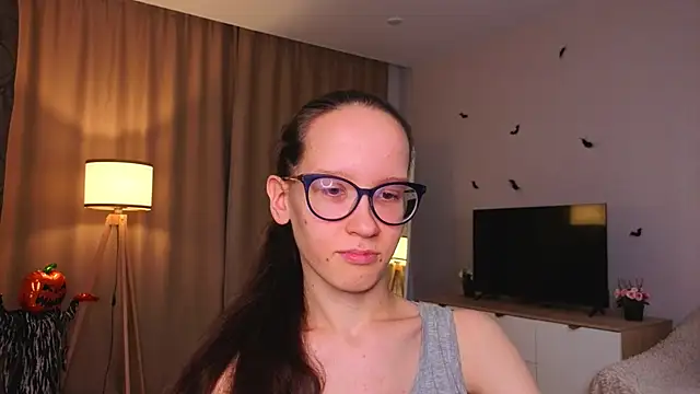 BettyBrowni online show from November 2025 04:06:02 PM