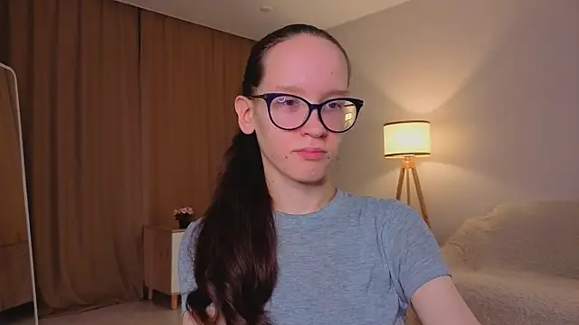 BettyBrowni online show from December 2025 04:12:02 PM