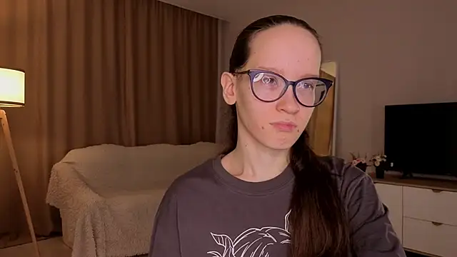 BettyBrowni online show from April 2026 04:10:02 PM