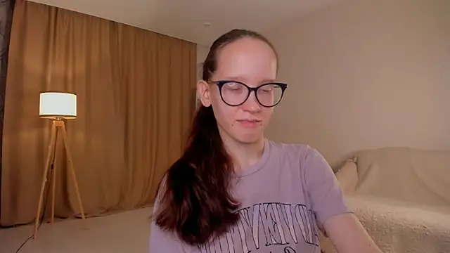 BettyBrowni online show from October 2025 04:08:02 PM