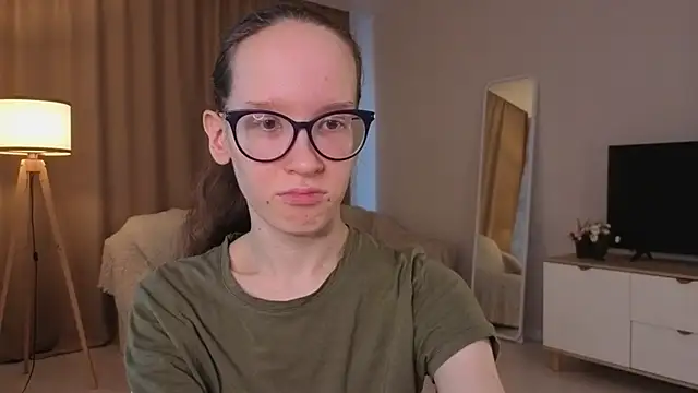Snapshot of BettyBrowni chatting on May 2026 04:12:02 PM BettyBrowni online show from May 2026 04:12:02 PM