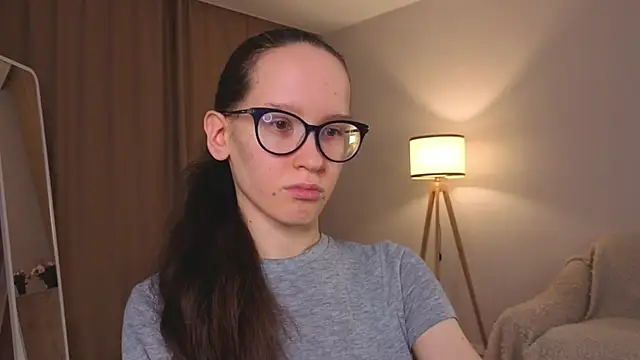 BettyBrowni online show from February 2026 04:05:01 PM