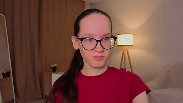 BettyBrowni online show from March 2026 04:14:02 PM