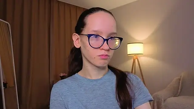 BettyBrowni online show from January 2026 04:13:01 PM